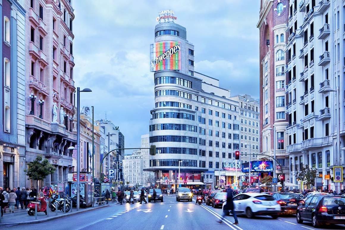 Punta Me Suites Next To Gran Via Madrid Exterior photo